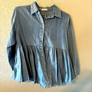 Denim Chambray Ruffle Shacket size Smalll